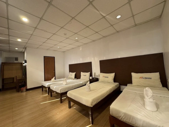 Standard Quadruple room