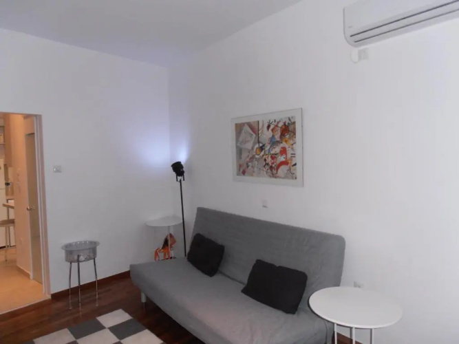Velvendou 36A Apartment