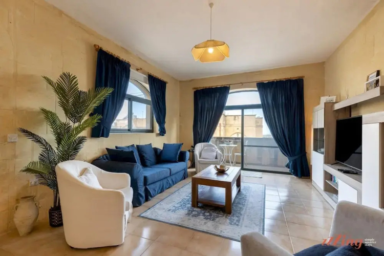 Pet Friendly Penthouse Rooftop Jacuzzi With Views