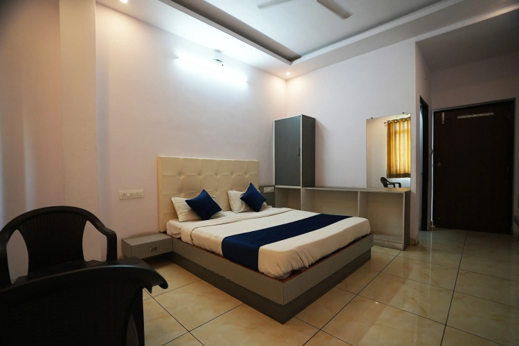 Hotel The Royal Palace