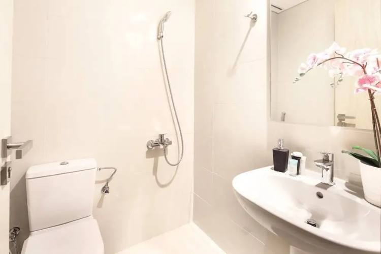 Superior + Luxurious 2BR - Sleeping 7!