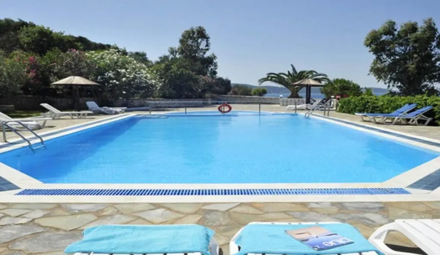2 Bedrooms Apartment with sea view