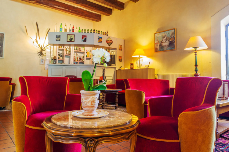 Auberge de Tavel