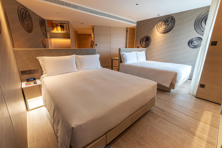 Hotel Indigo Kaohsiung Central Park by IHG