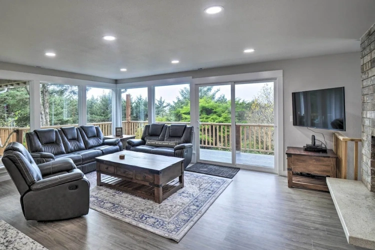 4 Bedrooms Cottage