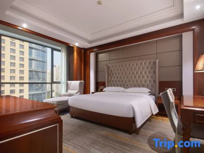 1 Bedroom Premier Suite