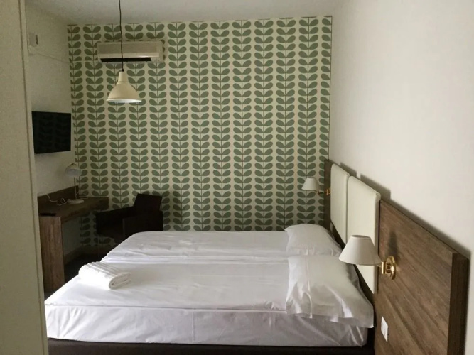 B City Hotel