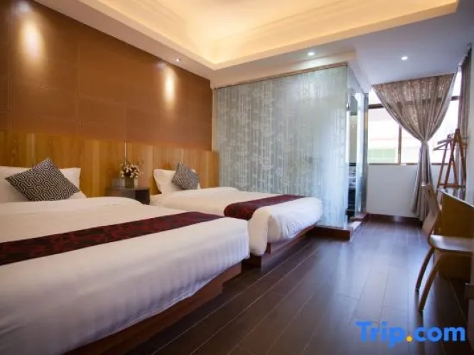 Deluxe Twin room