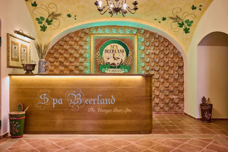 Spa Beerland - At The Golden Lamb
