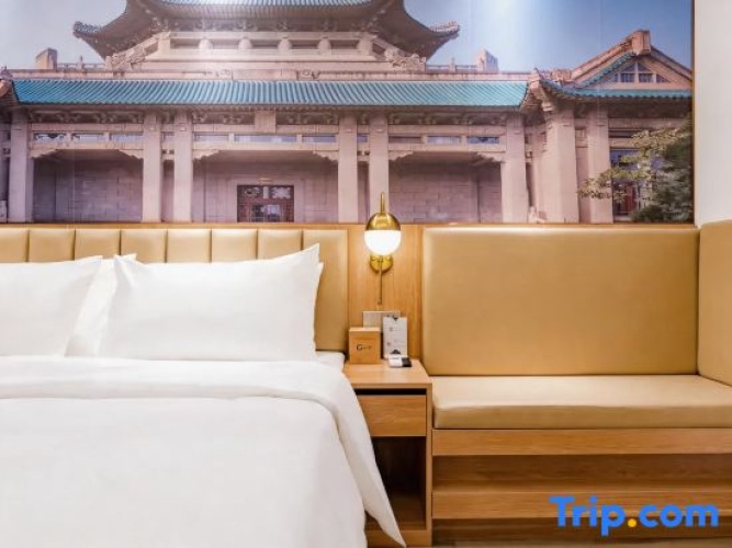 Business Double room with city view