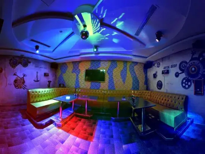 Knight's Hotel Europark Resort