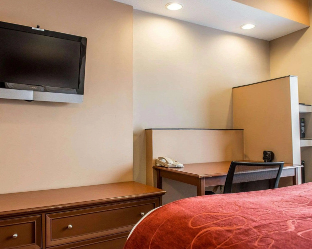 Comfort Suites Monaca