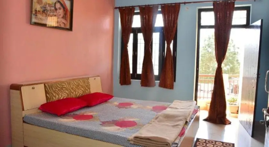 Gemini Inn