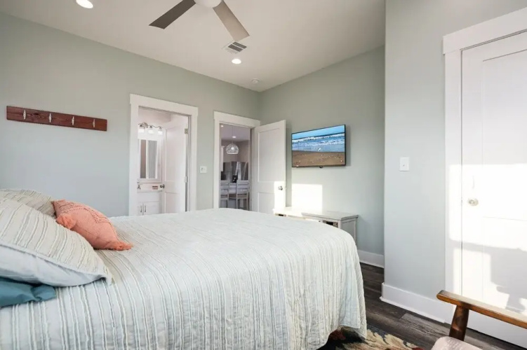 Perfectly Happy 4 Bedroom Home