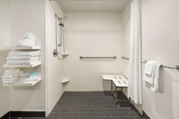 Hampton Inn New Orleans-St. Charles Ave./Garden District photo 12