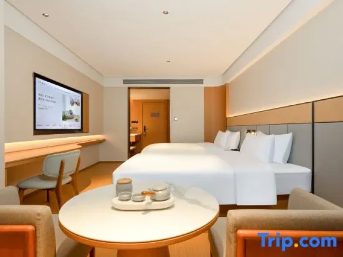 Business Quadruple room