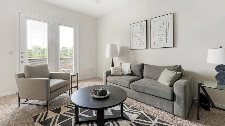 2 Bedrooms Apartment with balcony