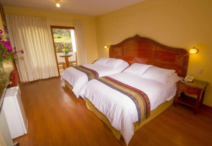 Standard Triple room with balcony and with view