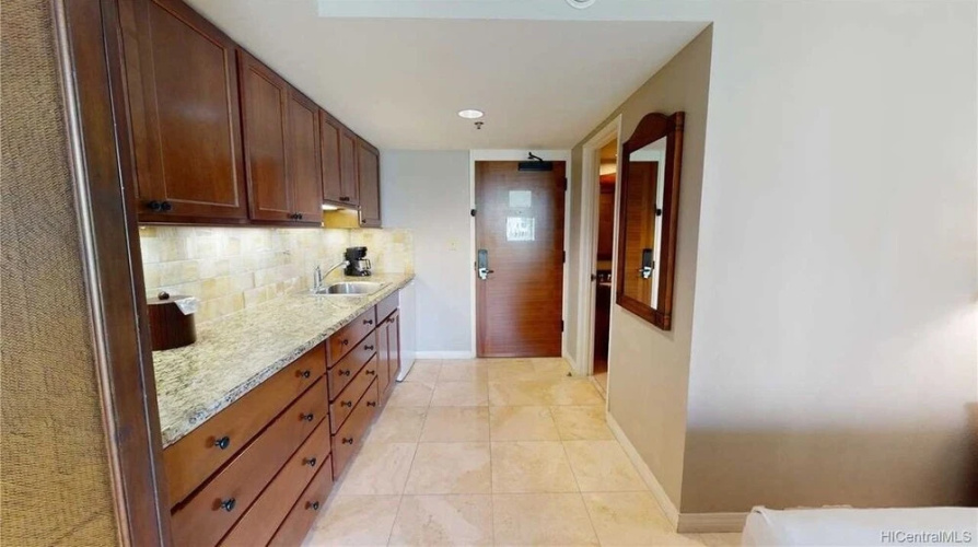 Luana 217 Condo by Redawning