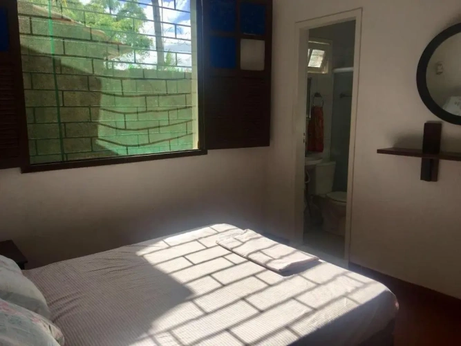 5 Bedrooms Cottage