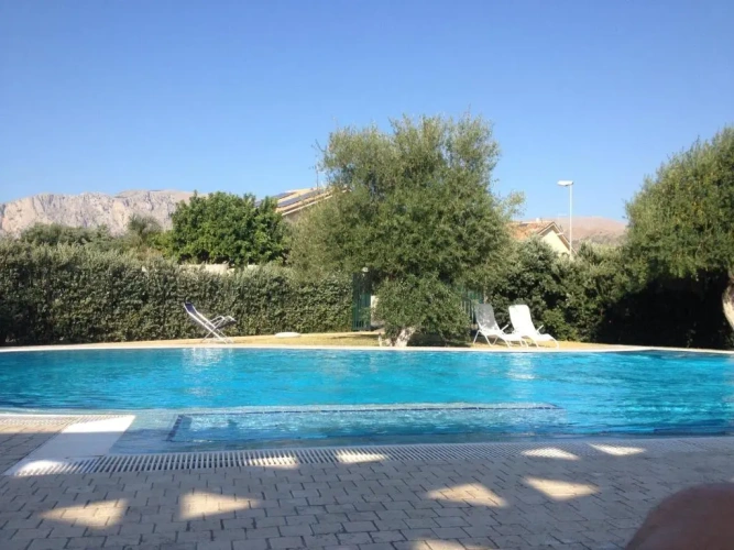 3 Bedrooms Villa