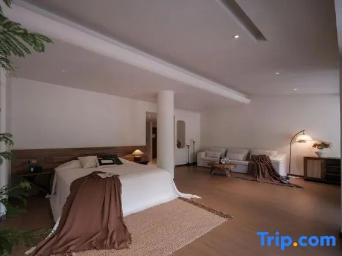 2 Bedrooms Suite