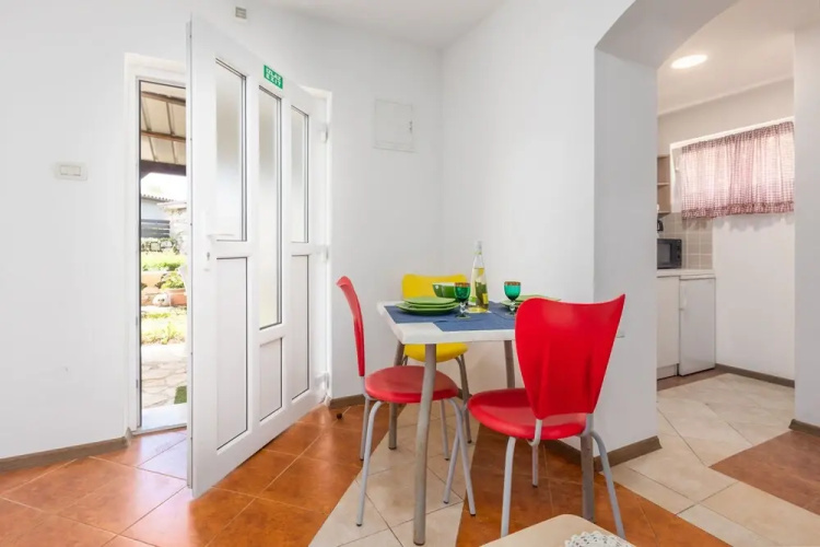Apartment Luka 1