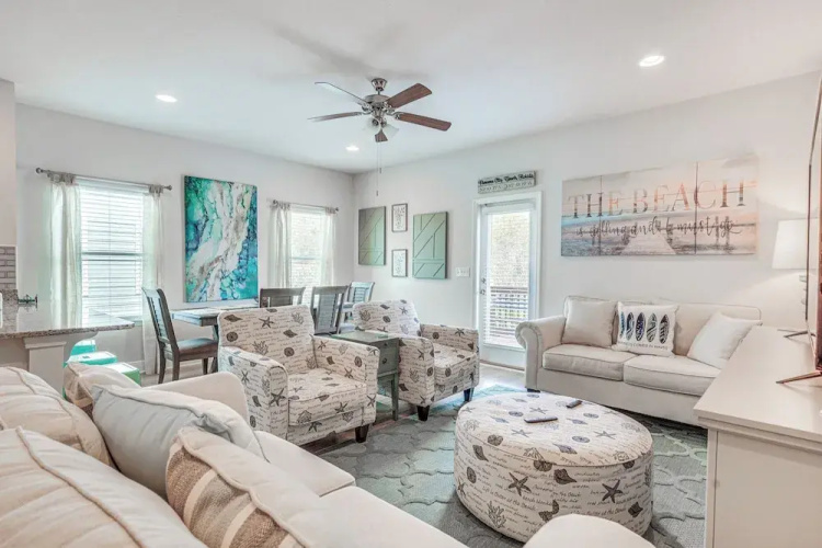PCB Townhome w/ Deck & Pool Access: 3 Mi to Beach!