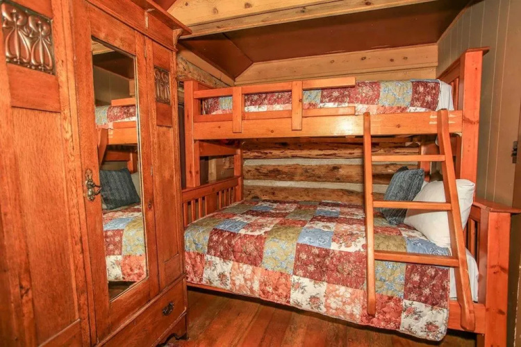 Bravo Big Bear Lodge