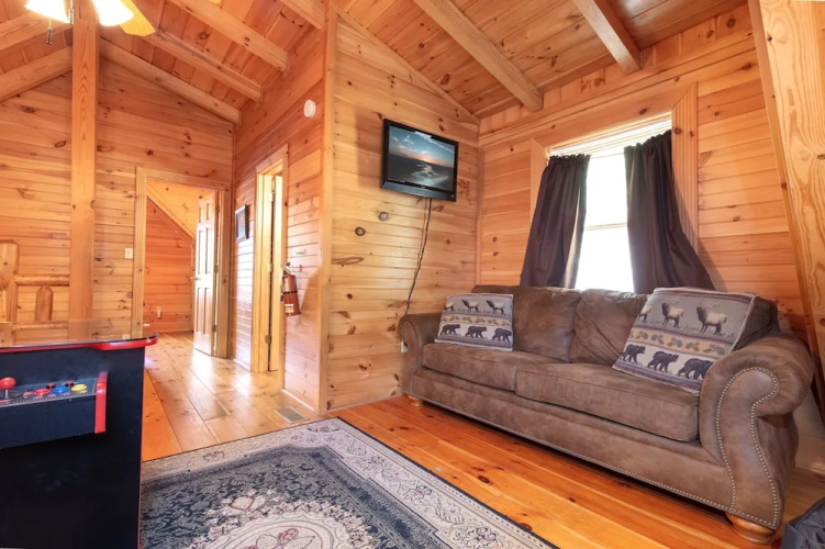 Candle Light Cabin by Vtrips