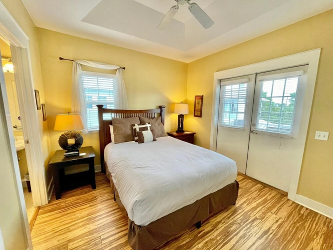Mills Seaview Cottage by Forehand Rentals
