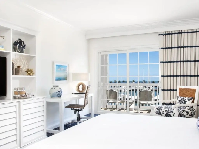 Double Suite with balcony and with ocean view
