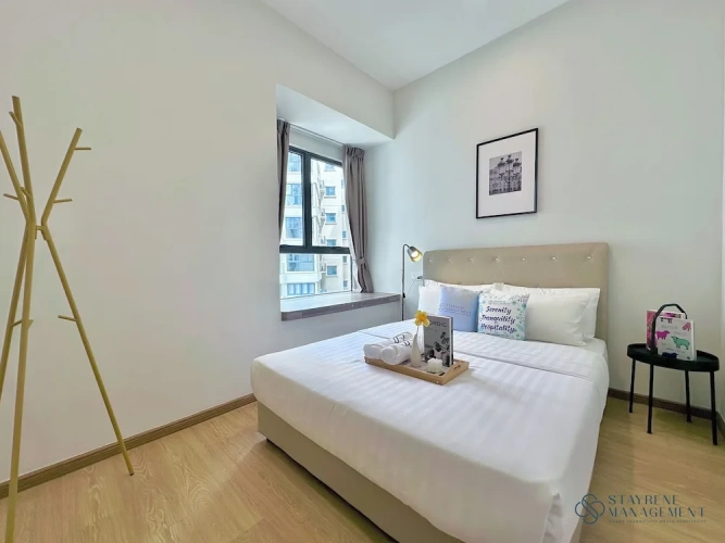 3 Bedrooms Comfort Apartment with balcony