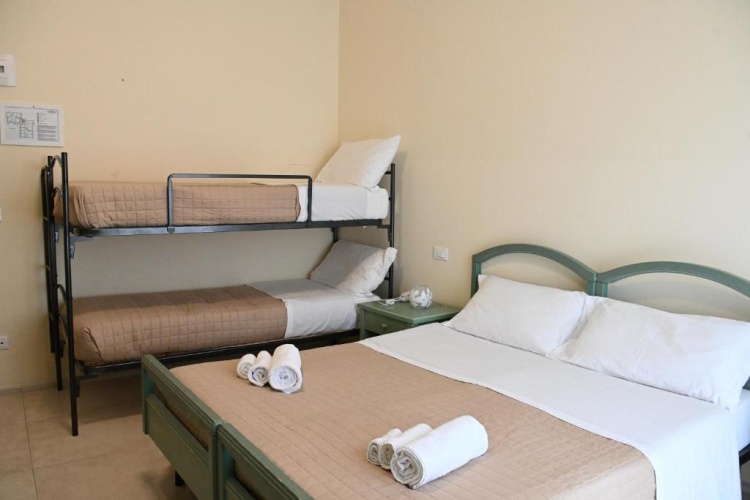 Standard Quadruple room