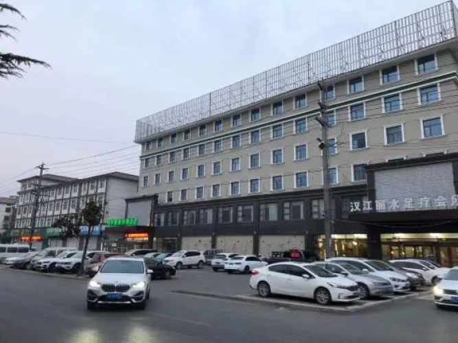 GreenTree Inn Express Hotel