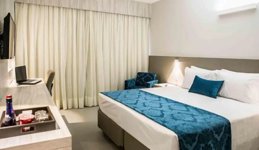 Alpha Park Hotel