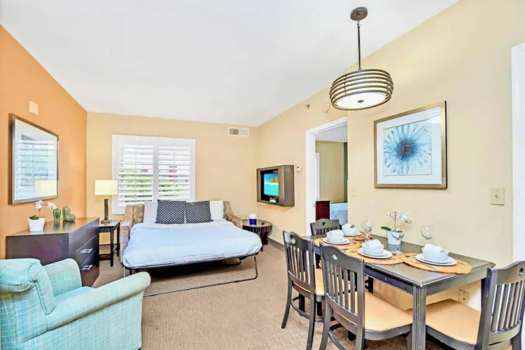 1BR With Two Queen Beds - Near Disney