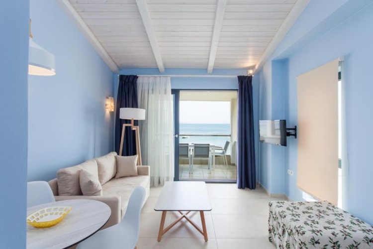 Apartment with sea view