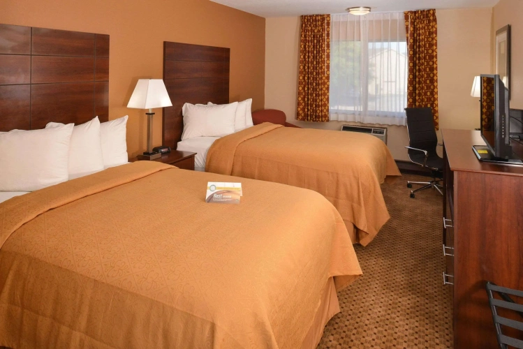 Standard Quadruple room