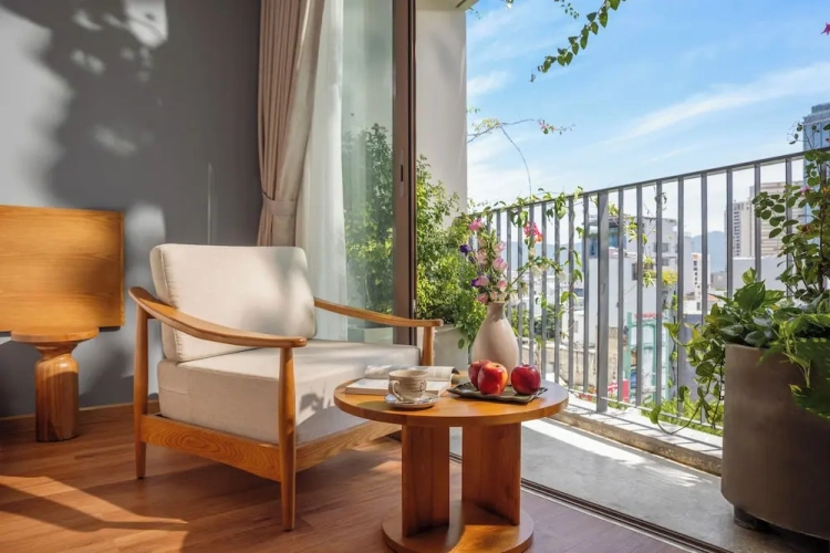 Deluxe Double room with balcony and with garden view