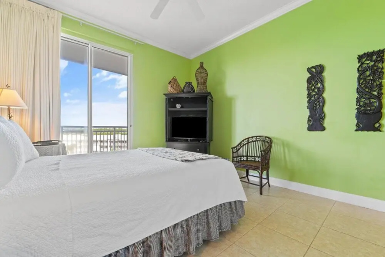 La Playa 502