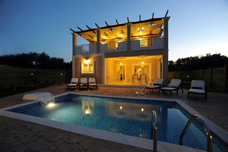 Mamfredas Luxury Resort