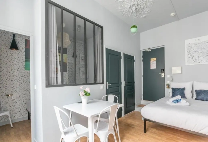 1 Bedroom Apartment
