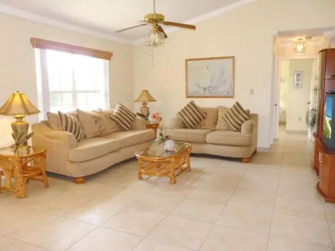 580 Blackmore Court