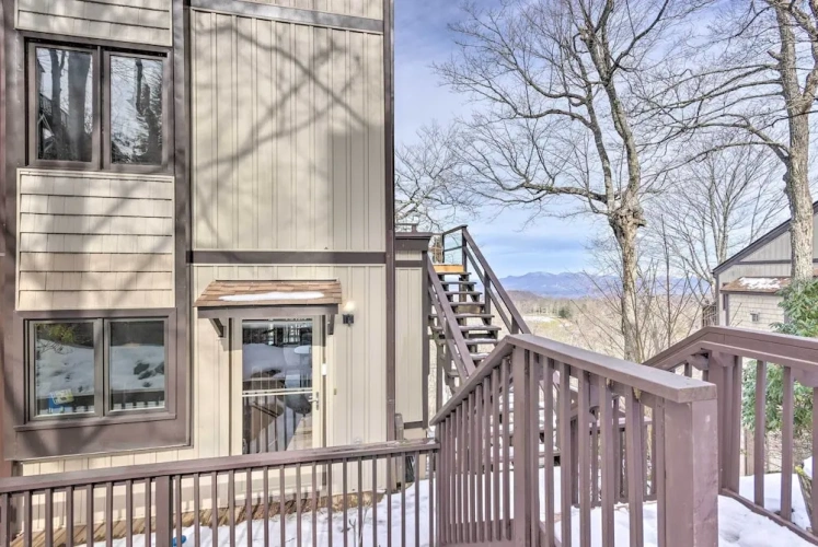 3 Bedrooms Apartment with balcony