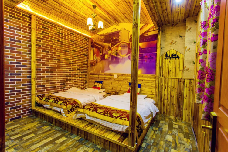 Wuzhen Youyou Inn