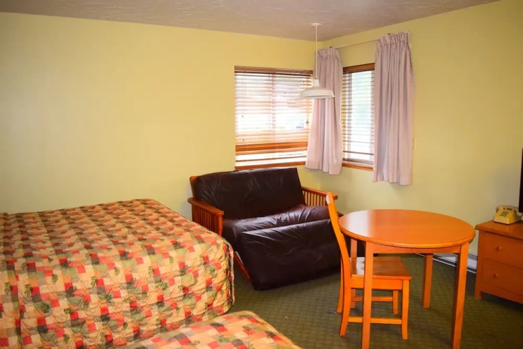 Standard Family room