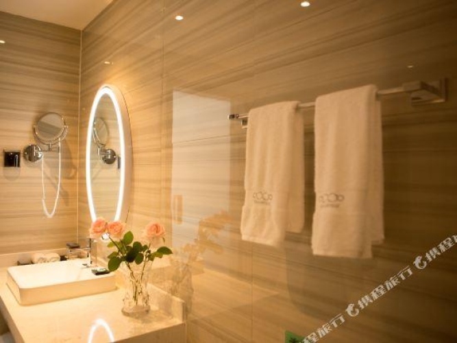 Deluxe Family Suite