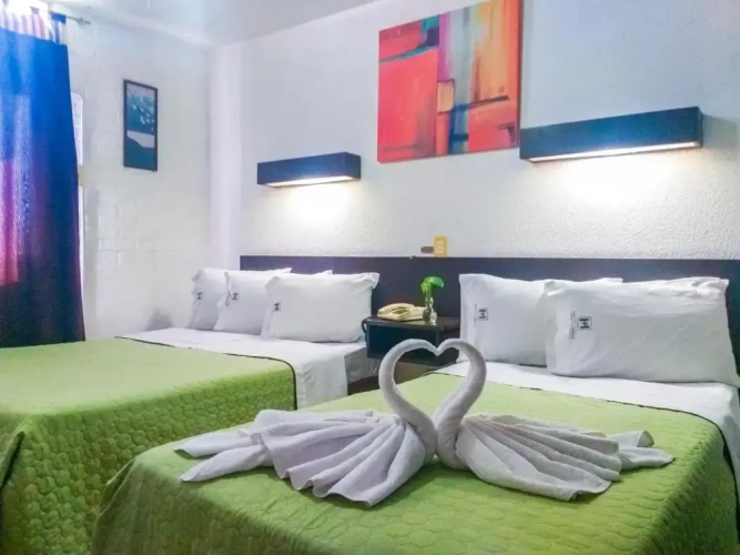 Standard Triple room