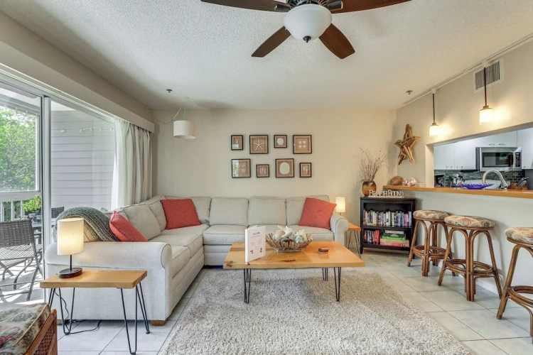3 Bedrooms Apartment